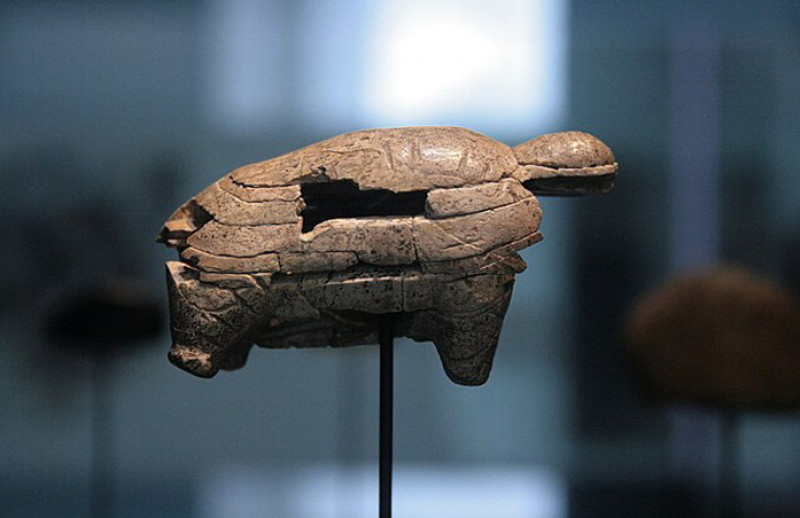 Пізній палеоліт  Altes Mammut aus Elfenbein, Landesmuseum Württemberg